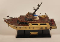 Vintage Waco Caribbean Cruiser Boat Yacht AM Transistor Radio with Stand and Life Boat Tested and Working