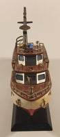Vintage Waco Caribbean Cruiser Boat Yacht AM Transistor Radio with Stand and Life Boat Tested and Working