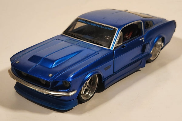 Maisto Pro Rodz 1967 Ford Mustang GT Metallic Blue 1/24 Scale Die Cast Toy Car Vehicle With Opening Doors Trunk Hood