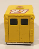 1998 Matchbox To The Rescue 1996 Ford Ambulance Yellow Die Cast Toy Car Vehicle