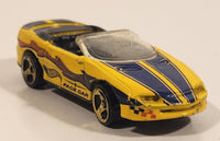 2000 Hot Wheels Camaro Convertible Pace Car Yellow Die Cast Toy Car Vehicle