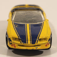 2000 Hot Wheels Camaro Convertible Pace Car Yellow Die Cast Toy Car Vehicle