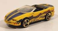 2000 Hot Wheels Camaro Convertible Pace Car Yellow Die Cast Toy Car Vehicle