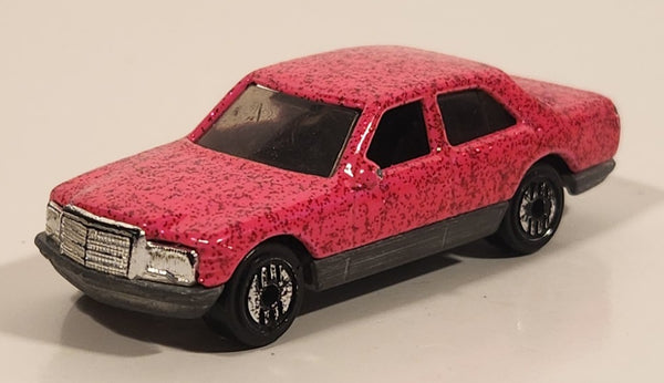 1993 Hot Wheels Mercedes 380 SEL Pink with Red Glitter Die Cast Toy Car Vehicle