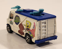 2006 Matchbox Nickelodeon SpongeBob Squarepants Bikini Bottom News TV News Truck Van News 12 Live White and Blue Die Cast Toy Car Vehicle