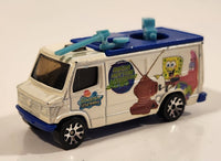 2006 Matchbox Nickelodeon SpongeBob Squarepants Bikini Bottom News TV News Truck Van News 12 Live White and Blue Die Cast Toy Car Vehicle