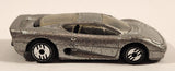 1993 Hot Wheels Street Beasts Jaguar XJ220 Metalflake Silver Die Cast Toy Car Vehicle
