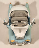 2001 The Chevron Cars No. 27 Della Deluxe White and Light Green Blue Plastic Toy Car Vehicle