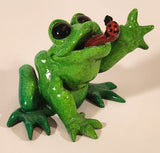 2009 Kitty Critters Bugsy Green Front with Ladybug On It's Tongue 3 1/4" Ceramic Figurine