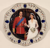 2011 The Bradford Exchange "A Royal Wedding" William & Kate: A Royal Union 7 3/4" Porcelain Decorative Collector Plate