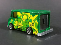 2009 Hot Wheels Graffiti Rides Green Letter Getter 1986 Mail Delivery Van Die Cast Toy