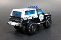 1997 Matchbox 4x4 Chevy Blazer Police Off Road Patrol Truck SUV Black & White Die Cast Toy Car Vehicle