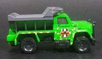 2009 Matchbox Highway Maintenance Truck Green Die Cast Toy Car Vehicle