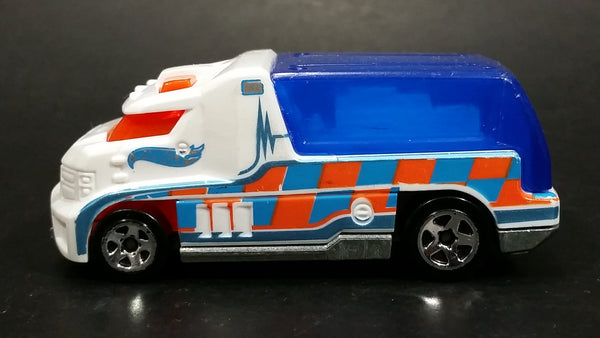 2014 Hot Wheels City Rescue Rapid Response Ambulance White Die Cast Toy Car Emergency Rescue Vehicle - Treasure Valley Antiques & Collectibles