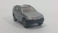 Maisto Special Edition Mercedes-Benz ML 320 Silver Grey Die Cast Toy Car Vehicle - Treasure Valley Antiques & Collectibles