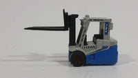 2009 Matchbox Power Lift 2000 Fork Lift Blue Grey Die Cast Toy Car Warehouse Machinery Construction Vehicle Equipment