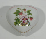 Vintage 1980 Designers Collection Strawberry Shortcake Fine Porcelain Heart Shaped Trinket Box WWA Inc Made in Japan