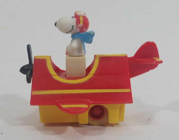 Vintage 1989 Peanuts Gang Pop Mobiles United Features Syndicate Snoopy Flying Ace Doghouse Plastic Toy McDonald's Happy Meals