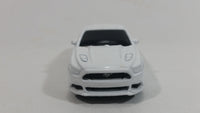 Maisto 2015 Ford Mustang GT White Die Cast Toy Car Vehicle