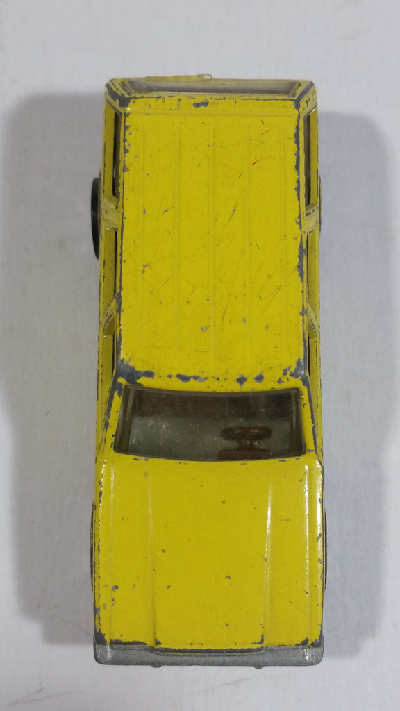 1982 Hot Wheels Aries Wagon Yellow Die Cast Toy Car Station Wagon Vehi