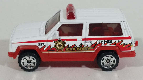 2002 Matchbox Rescue Chiefs Jeep Cherokee White Die Cast Toy Car