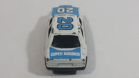 Yatming No. 820 Mercedes Benz 380SEL Super Runner #20 White Blue Die Cast Toy Car Vehicle