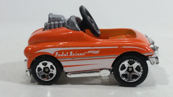 2016 Hot WHeels HW Ride-Ons Pedal Driver Orange Die Cast Toy Car Vehicle