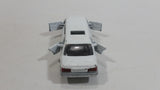 1992 Road Champs Deluxe Series Airport Limousine White Die Cast Toy Car Vehicle With Opening Doors and Sliding Sunroof