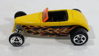 2005 Hot Wheels '33 Ford Yellow with Flames Die Cast Toy Car Hot Rod Vehicle
