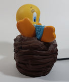 1996 Warner Bros. Looney Tunes Westclox Tweety Bird Cartoon Character In Bath Tub Alarm Clock Collectible