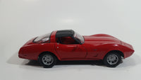 Motor Max 1979 Chevrolet Corvette T-Tops Red 1/24 Scale No.73244 & 68044 Die Cast Toy Car Vehicle with Opening Hood and Doors