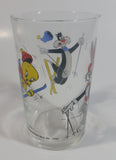 1990 Warner Bros. Looney Tunes Tweety Bird Sylvester The Cat Bugs Bunny Skiing Themed Cartoon Character 4" Tall Glass Cup TV Show Collectible