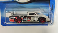 2006 Hot Wheels Pikes Peak Tacoma Pearl White Die Cast Toy Race Car Vehicle New In Package Sealed