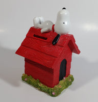 UFS United Features Syndicate Peanuts Snoopy Character Red Dog House Heavy Resin Coin Bank Cartoon Collectible