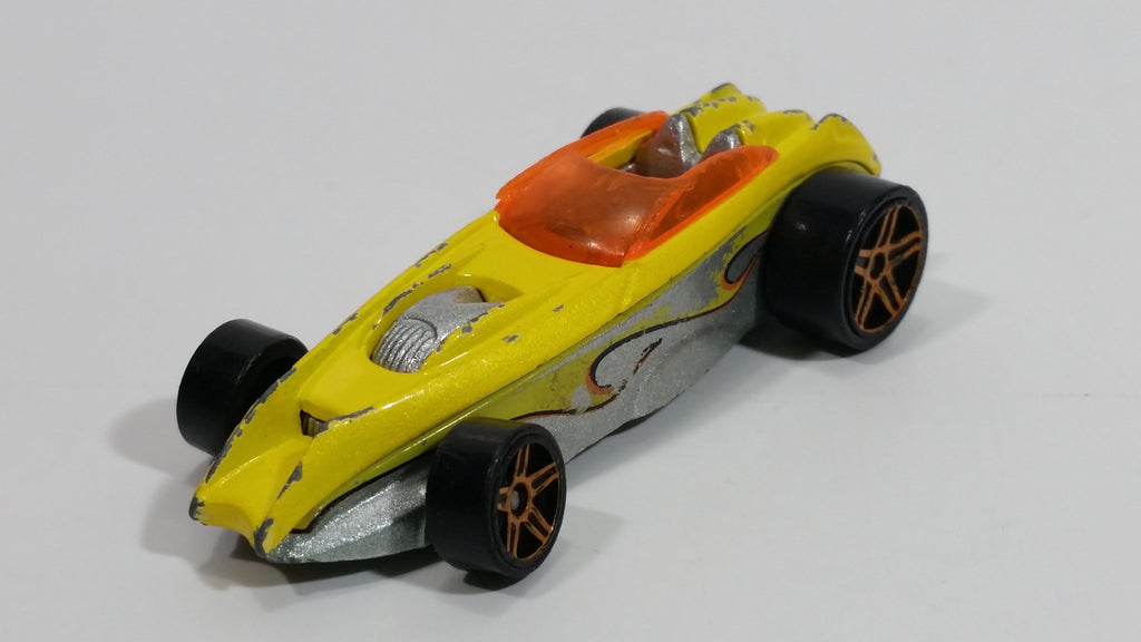 2007 Hot Wheels All Stars Shredded Yellow Die Cast Toy Race Car Vehicl ...