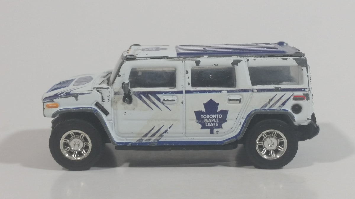 2004 2005 Season Fleer NHL Ice Hockey Toronto Maple Leafs Hummer H2 Wh â Treasure Valley
