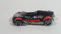 2009 Hot Wheels Connect Cars: Track Legends Med-Evil Black Red Die Cast Toy Race Car Vehicle
