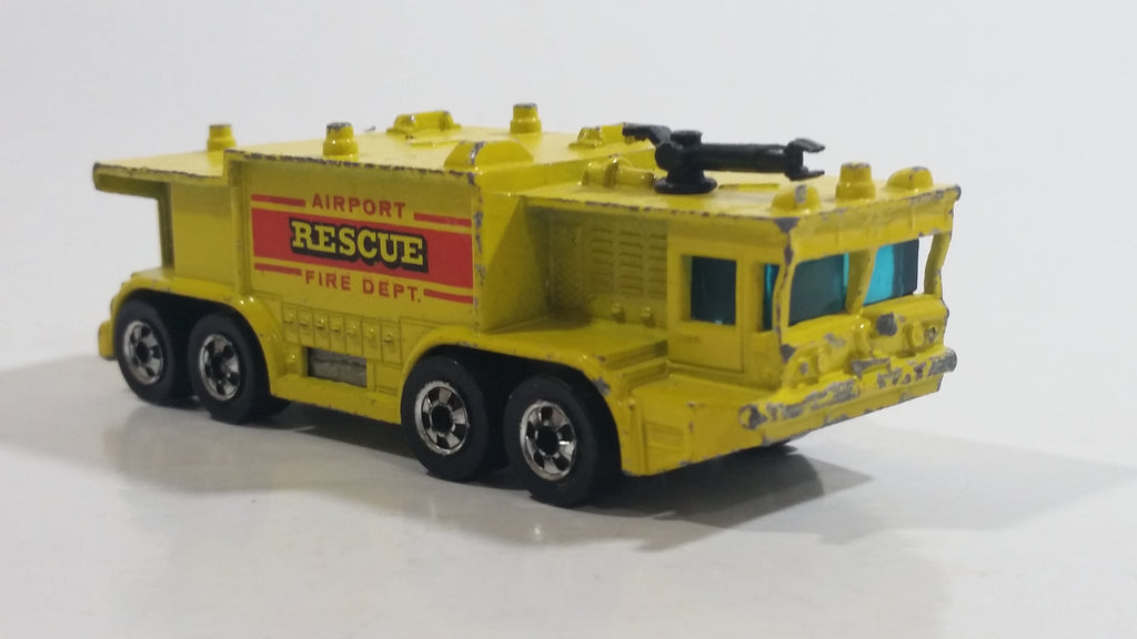 1981 Hot Wheels Workhorses Airport Rescue Yellow Fire Truck Die Cast T ...