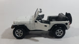 Maisto 2003 Jeep Wrangler Rubicon 1/35 Scale White Die Cast Toy Car Vehicle with Opening Doors and Hood