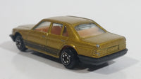 Yatming No. 8915 Mercedes Sedan Golden Gold Die Cast Toy Car Vehicle