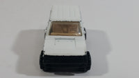1989 Hot Wheels Range Rover T-60 Sticker Tampos White Die Cast Toy Car Vehicle