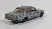 Vintage 1978 Tomica Mercedes Benz 450 SEL 1/57 Scale Silver Die Cast Toy Car Vehicle with Opening Doors