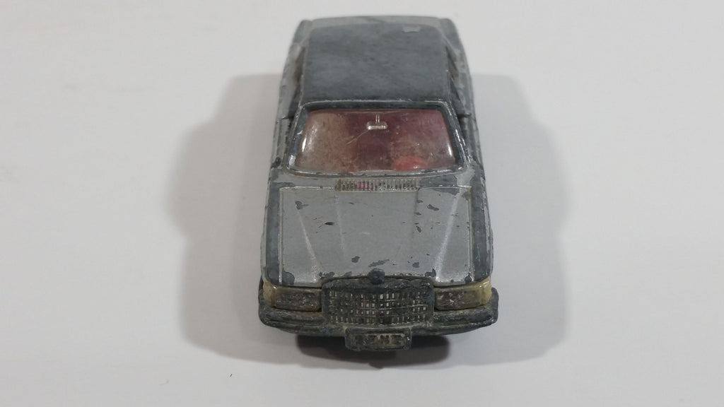 Vintage 1978 Tomica Mercedes Benz 450 SEL 1/57 Scale Silver Die Cast T ...