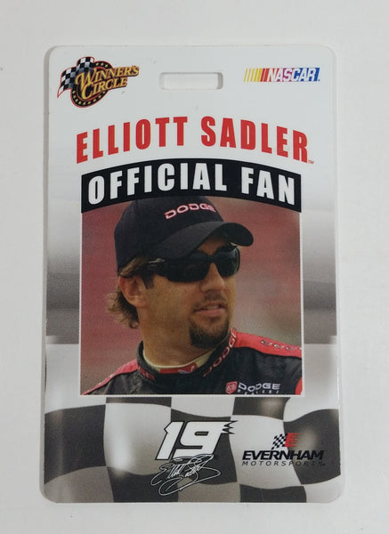 NASCAR Winner's Circle Elliott Sadler Evernham Motosports #19 Official Fan 2 1/8" x 3 3/8" Miniature Pit Pass
