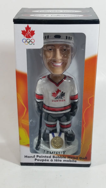 2002 Bobble Dobbles NHLPA Ice Hockey Player Mario Lemieux Team Canada Hand Painted Bobble Head Doll New in Package