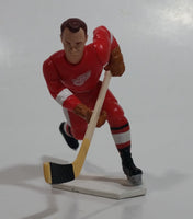 1995 Starting Lineup Gordie Howe Detroit Red Wings NHL Ice Hockey Player Action Figure