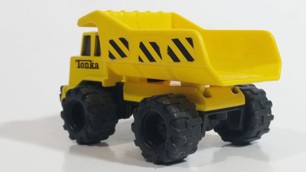 2003 Tonka Construction Dump Truck Yellow Die Cast and Plastic Toy Car ...