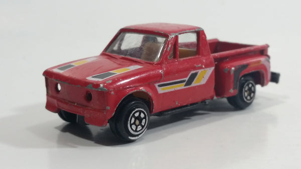 1980s Yatming Chevrolet LUV Stepside Pickup Truck Red No. 1700 Die Cast Toy Car Vehicle