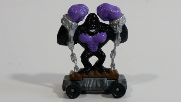 1991 Kenner Savage Mondo Blitzers Scars And Spikes Gang Aping Wound King Kong Style Gorilla in Chains Toy Car Figure Vehicle