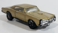 2007 Hot Wheels '67 Pontiac GTO Metalflake Light Gold Die Cast Toy Muscle Car Vehicle